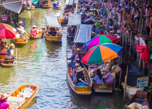 ダムヌンサドゥアック水上マーケット